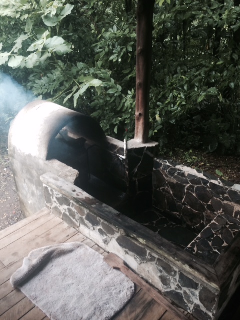 LaCarolinaLodge wood fired hot tub